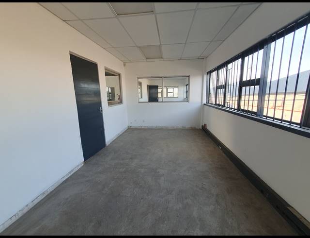 2,058M² WAREHOUSE TO LET IN CITY DEEP